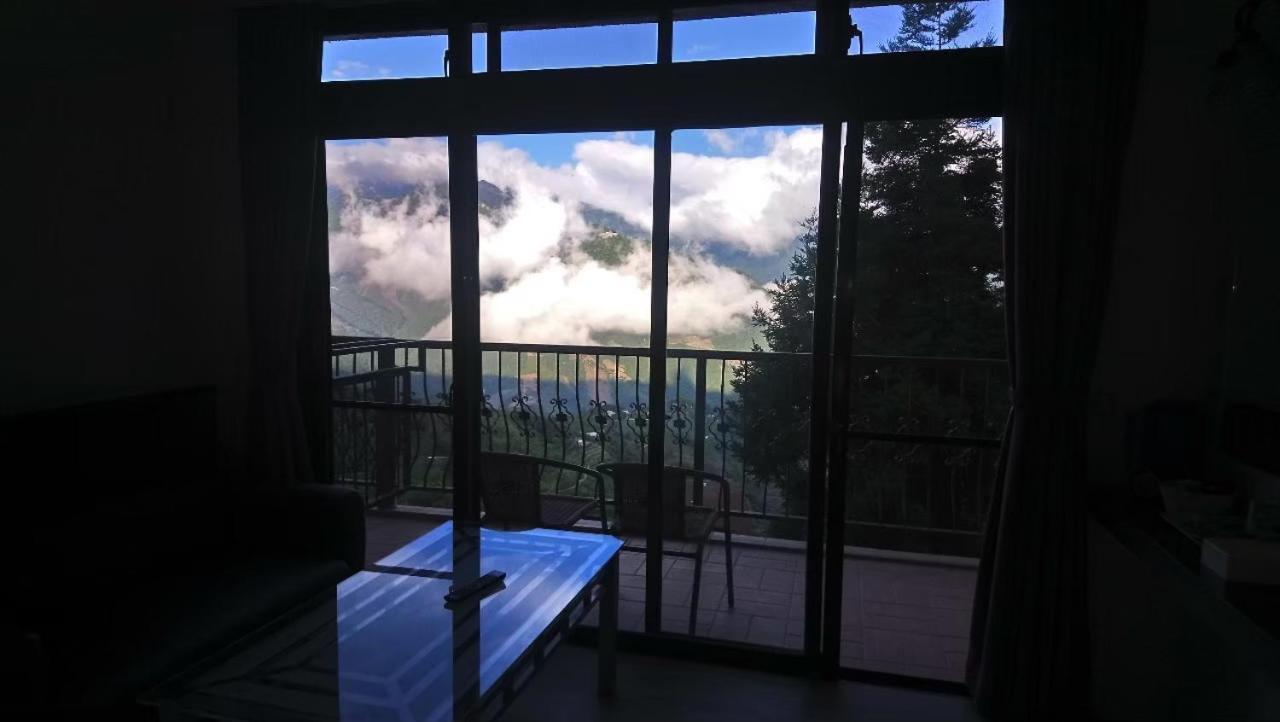 清境宿霧山宛 Ренай Экстерьер фото