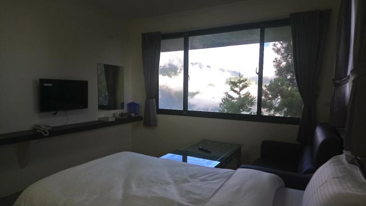 清境宿霧山宛 Ренай Экстерьер фото